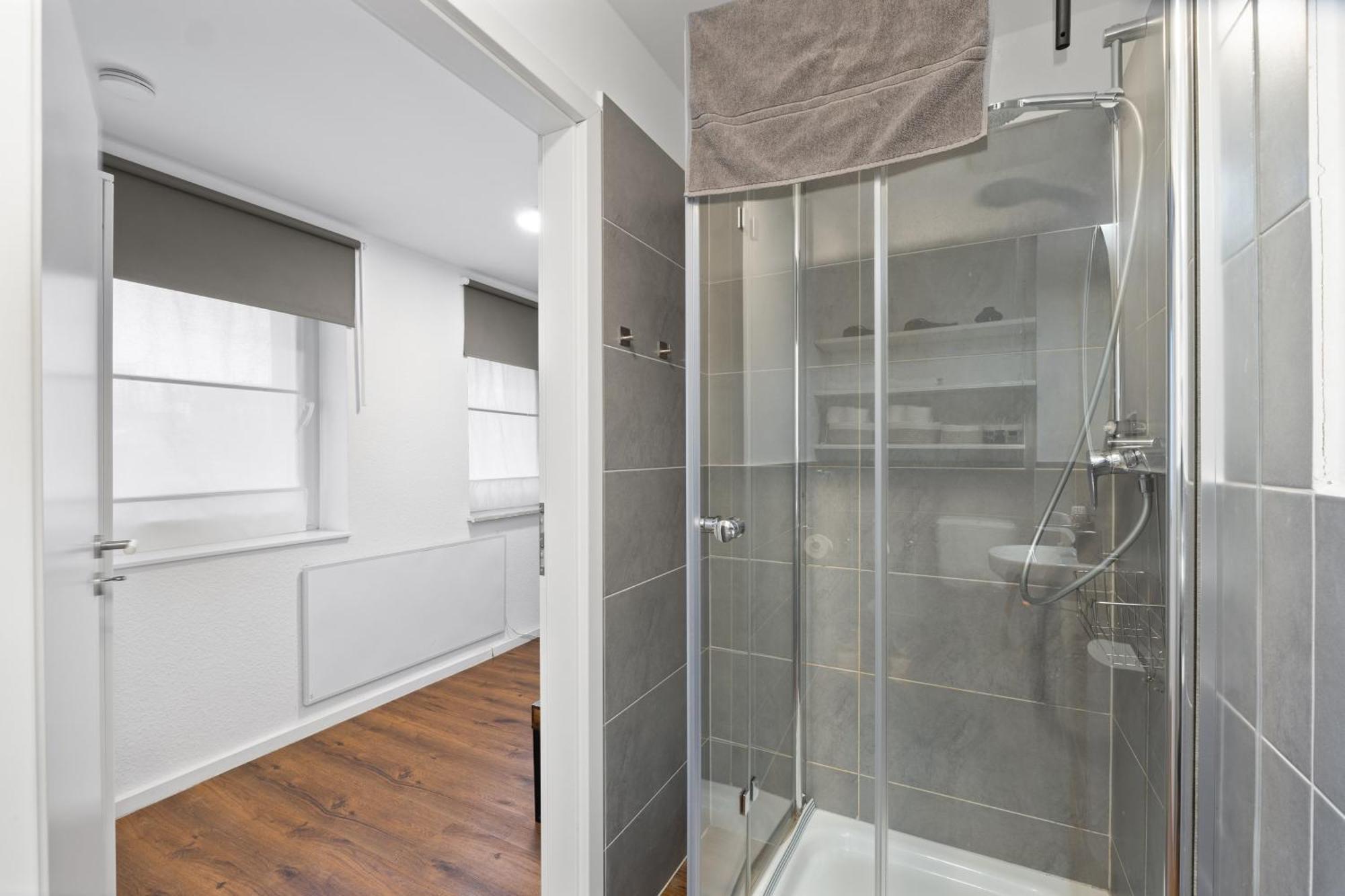Modernes Apartement Am Rhein In Ruhiger Lage Colonia Esterno foto