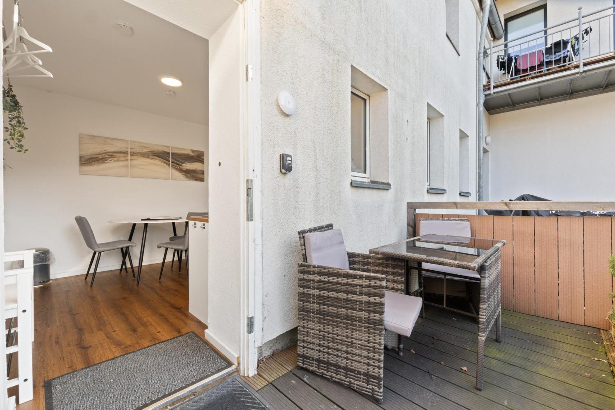 Modernes Apartement Am Rhein In Ruhiger Lage Colonia Esterno foto